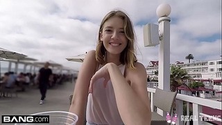Reality Teens – Teenage Pov Vagina Playing In Public