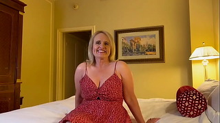 Casting Curvy: Thick Married Milf Fucks During Casting