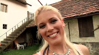 Brunette teen with small tits gets spooned at outdoor casting