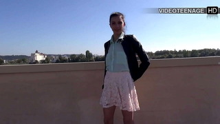 Lovely 19 years Justine does her first anal casting