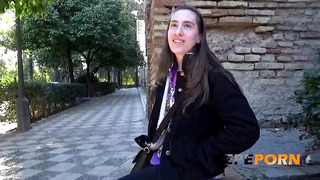 Carolina Lorca’s first casting: She’s 18 and Virgin! O.o